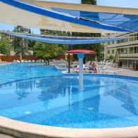 Санаторий Славутич - детская зона в бассейне